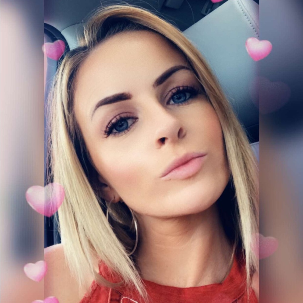 Meet your Posher, Kelsey